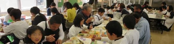 リレー・エッセイ 第17回 地域の学校が子どもを育てる